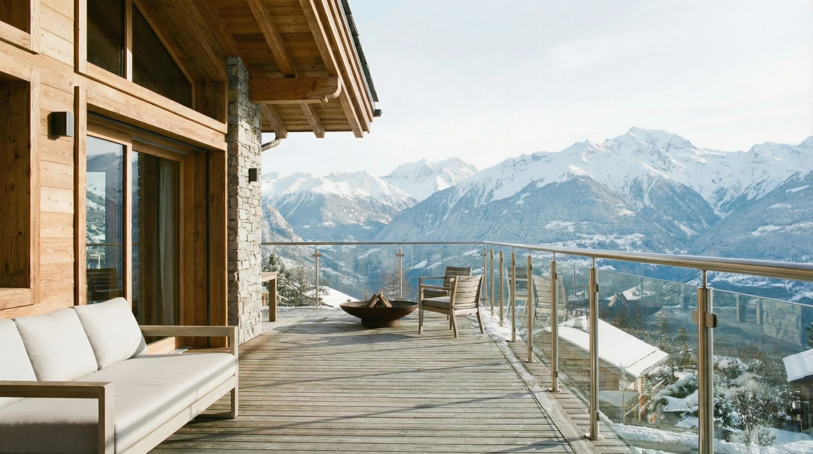 Terrasse avec garde-corps inox face aux massifs grenoblois